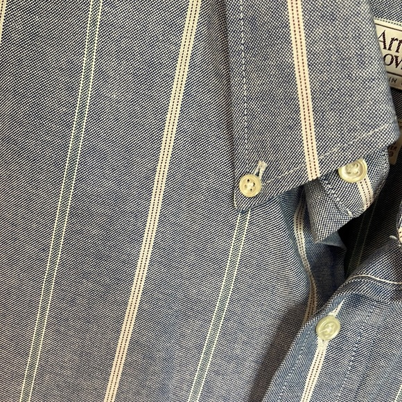 Men’s button up - Picture 2 of 5